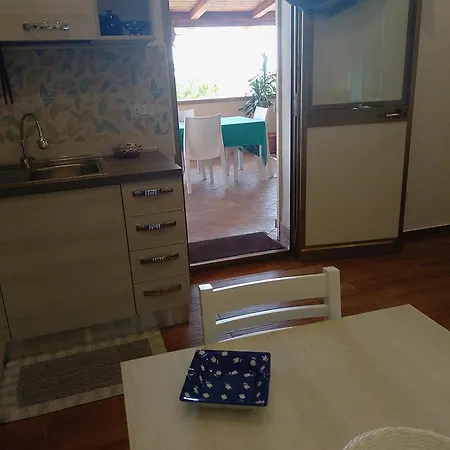 Chiara Beachsuite Palermo