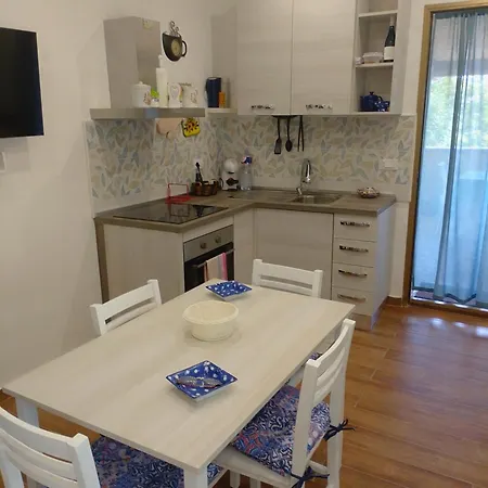 Chiara Beachsuite Palermo